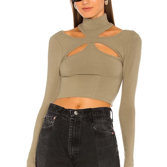 h:ours Tops - H:ours • Alyson Cutout Top in Green